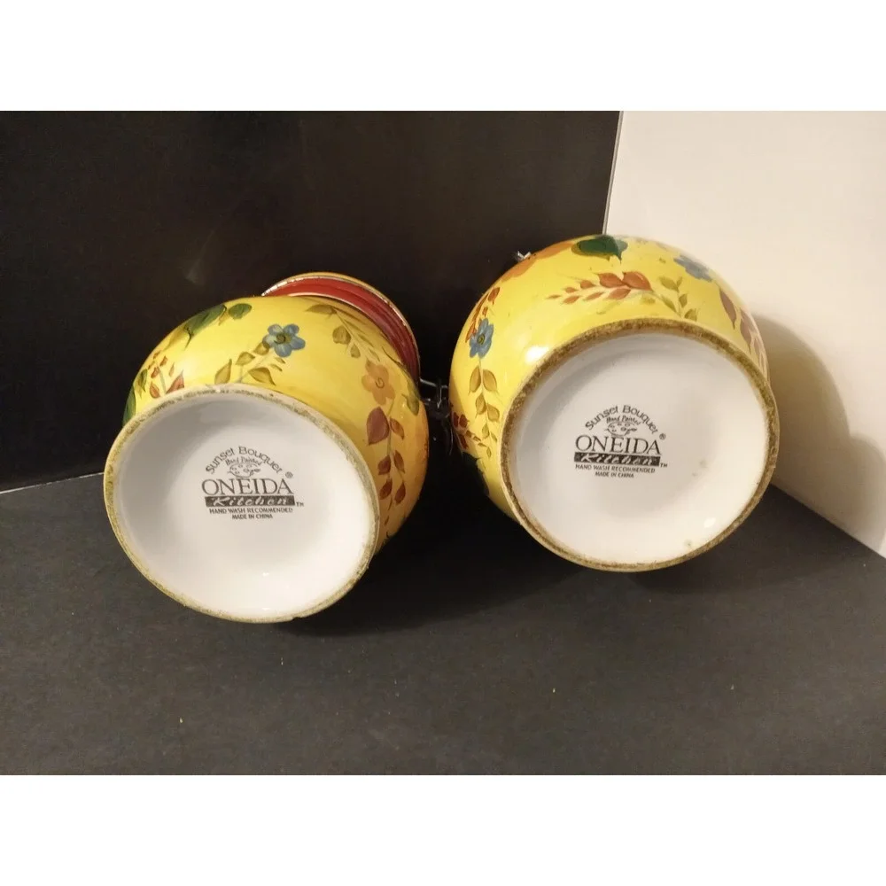 Oneida Sunset Bouquet Ceramic Canister Set 2pc Floral Yellow Kitchen Storage